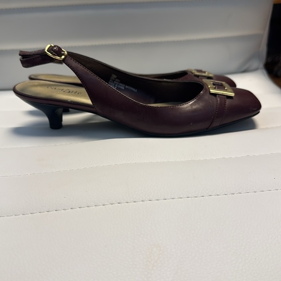 East 5th Burgundy Slingback Heels with Square Buckle. Size 7 1/2M - Picture 3 of 7